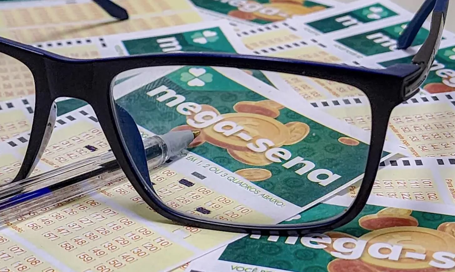 Leia mais sobre o artigo Mega-Sena sorteia nesta terça-feira prêmio acumulado em R$ 45 milhões