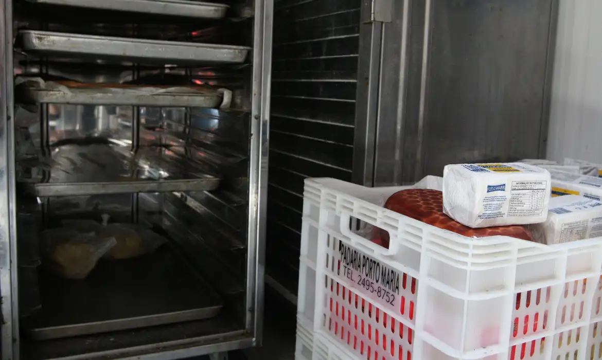 Leia mais sobre o artigo Bares, hotéis e restaurantes sofrem graves perdas com apagão em SP