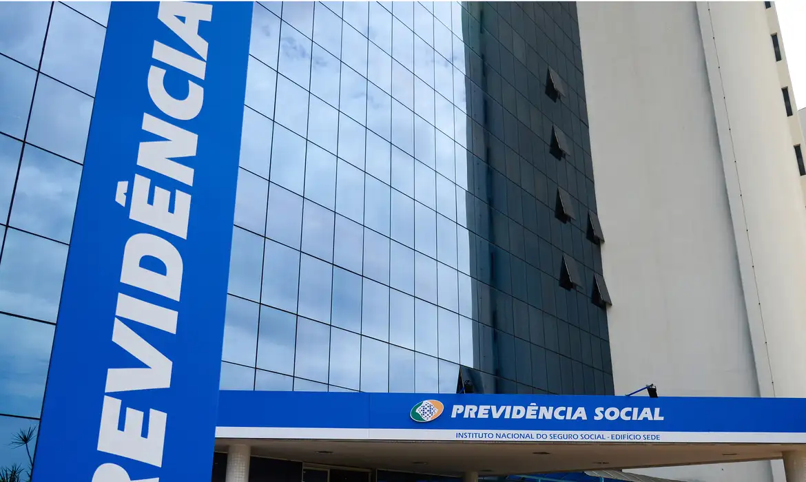 Leia mais sobre o artigo Vítimas de descontos indevidos do INSS têm mais 90 dias para contestar