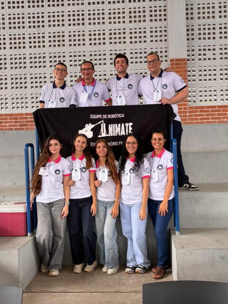 Estudantes de Colatina conquistam 1º lugar em competição Estadual de robótica