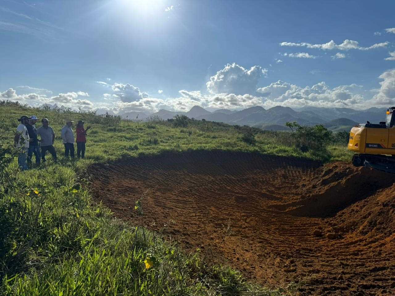 Leia mais sobre o artigo Itapemirim lança Programa de Barraginhas para fortalecer a agricultura e preservar recursos hídricos